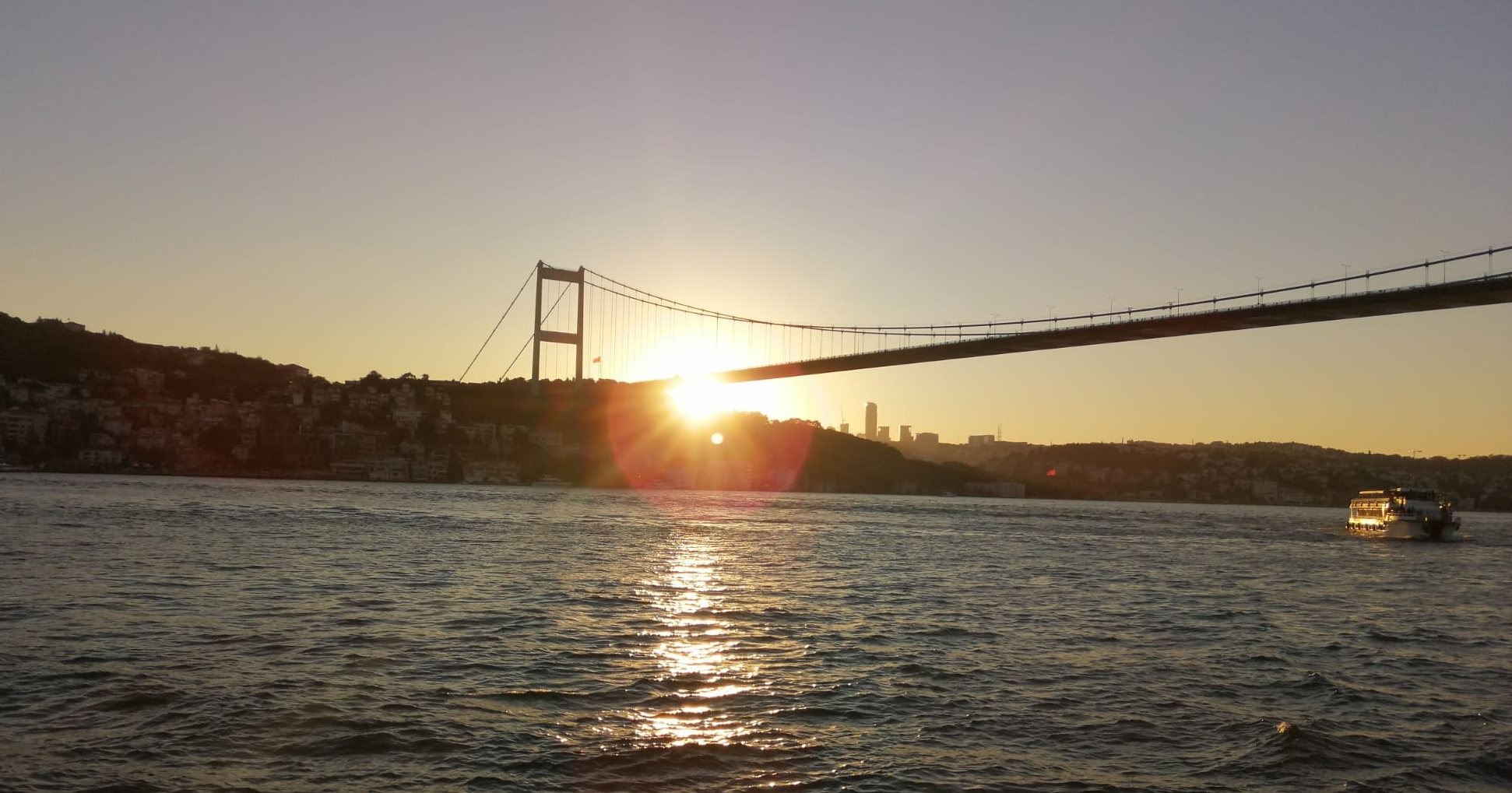 2 Hours Bosphorus Boat Tours - Sunset Tour