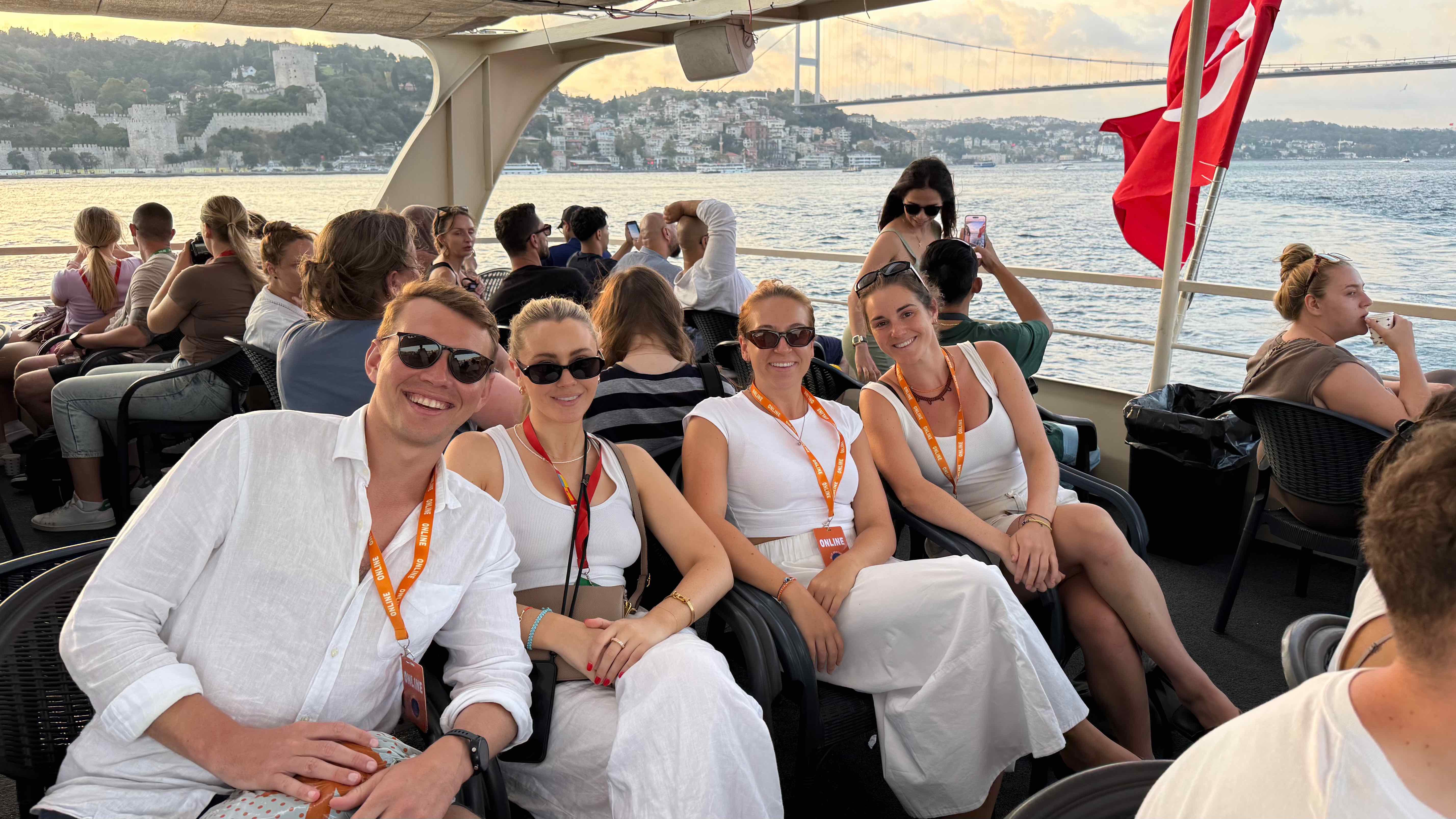 2 Hours Bosphorus Boat Tours - Morning Tour