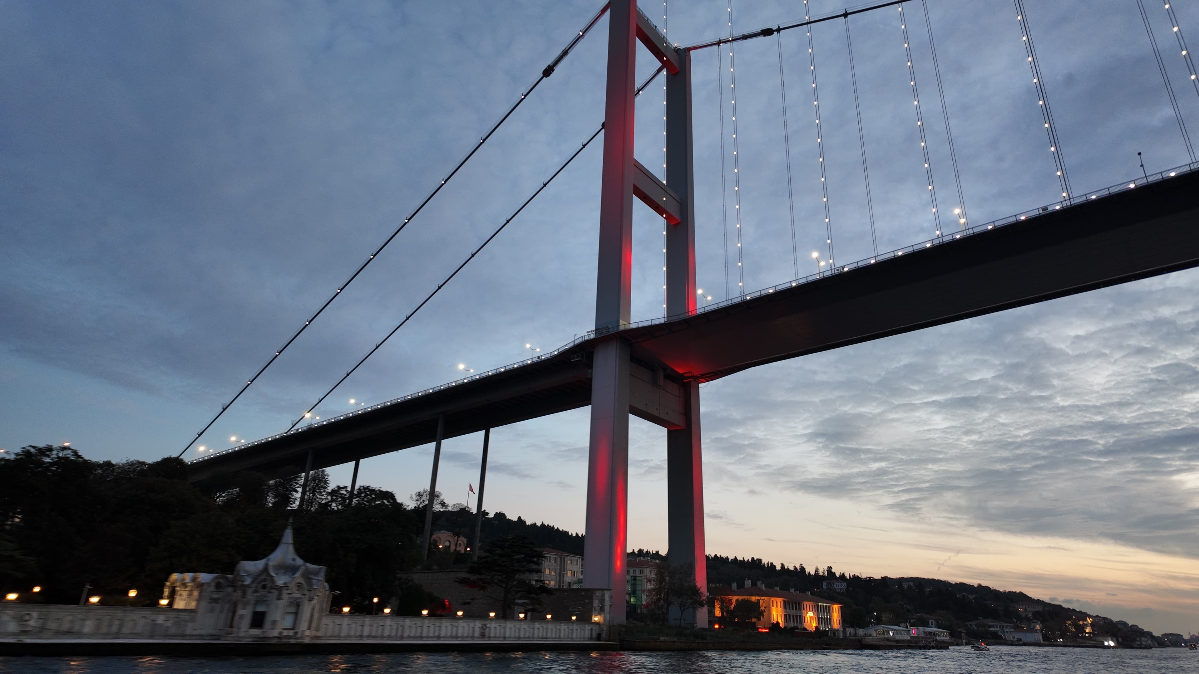 2 Hours Bosphorus Boat Tours