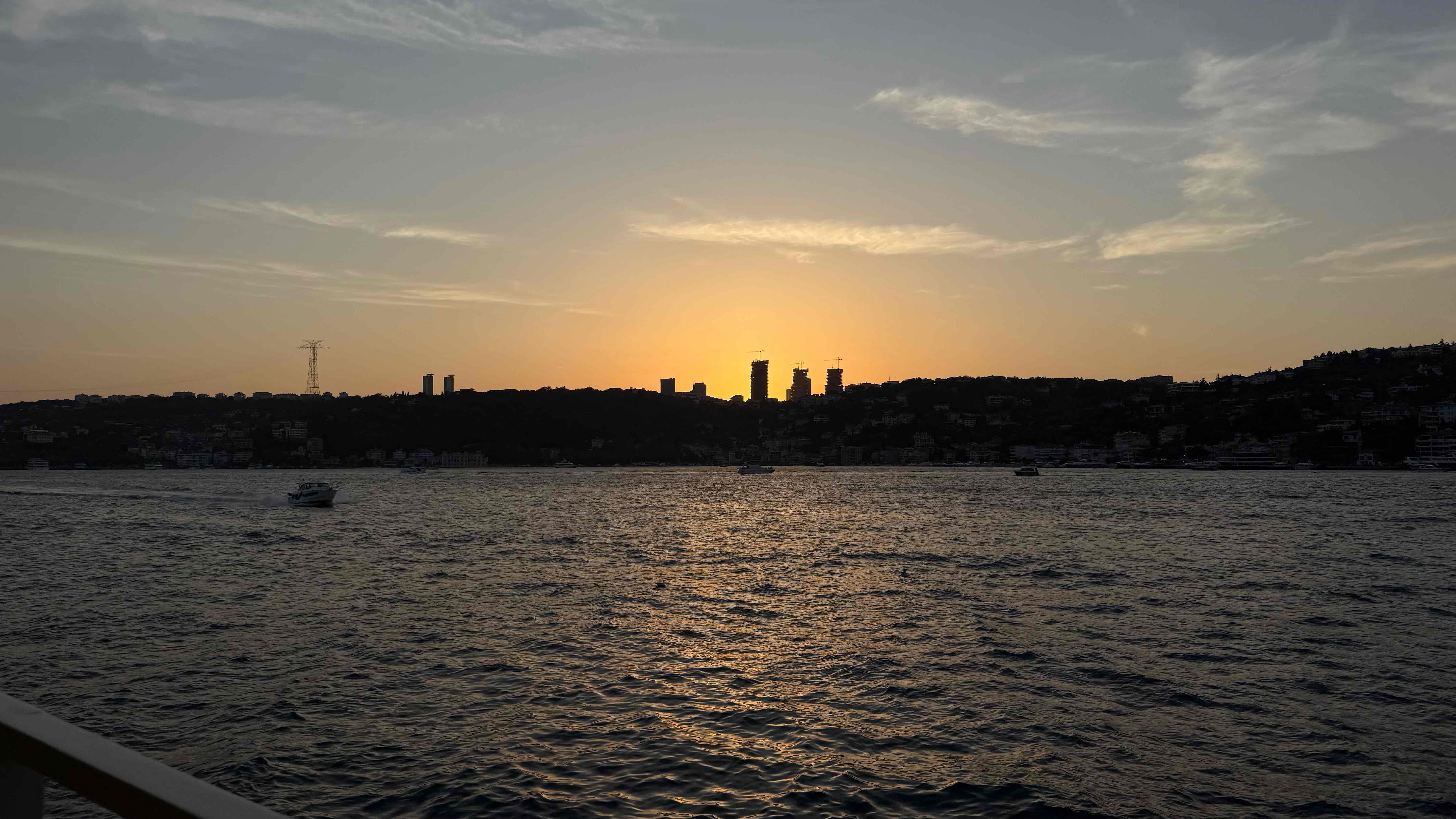 2 Hours Bosphorus Boat Tours
