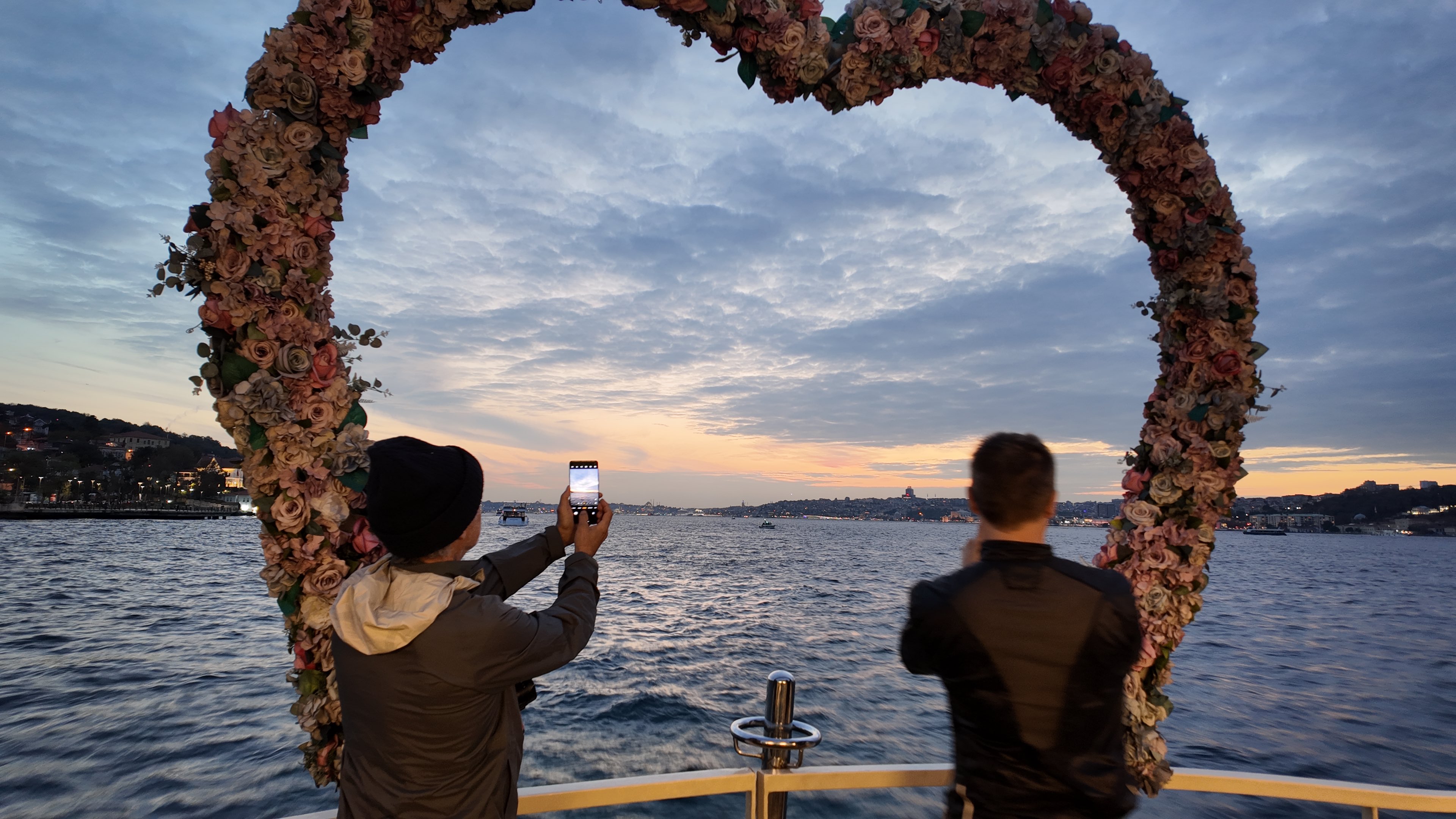 2 Hours Bosphorus Boat Tours