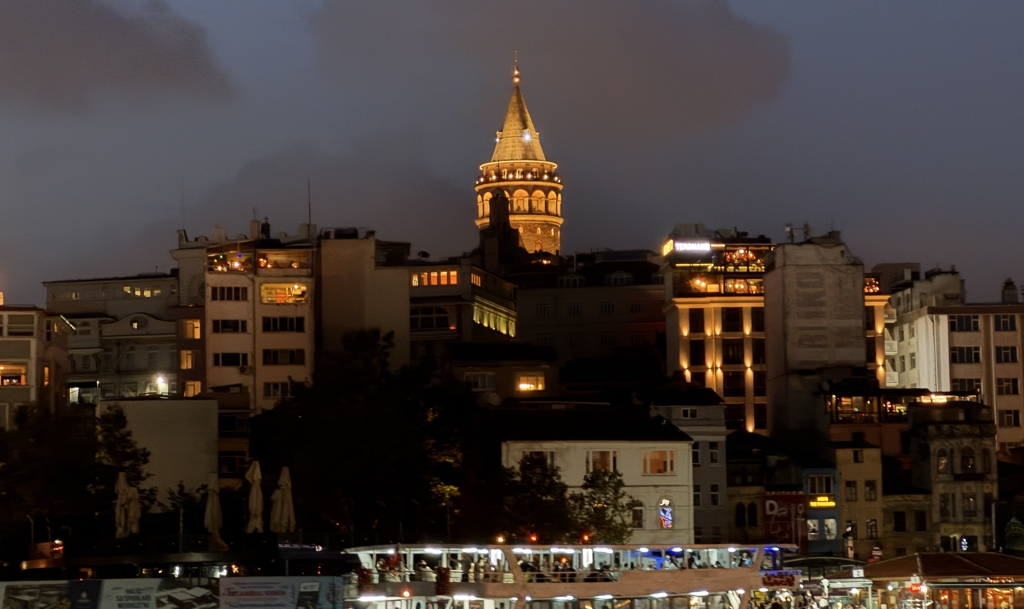 2 Hours Bosphorus Boat Tours