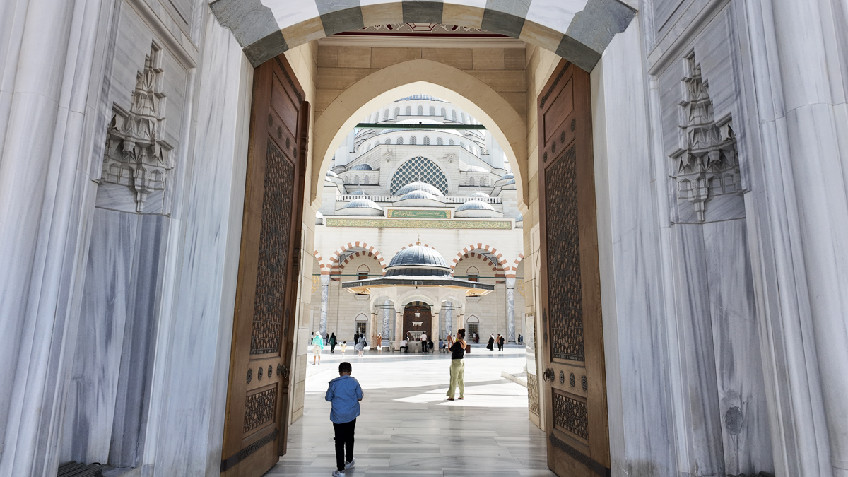 Çamlıca Mosque & Çamlıca Hill