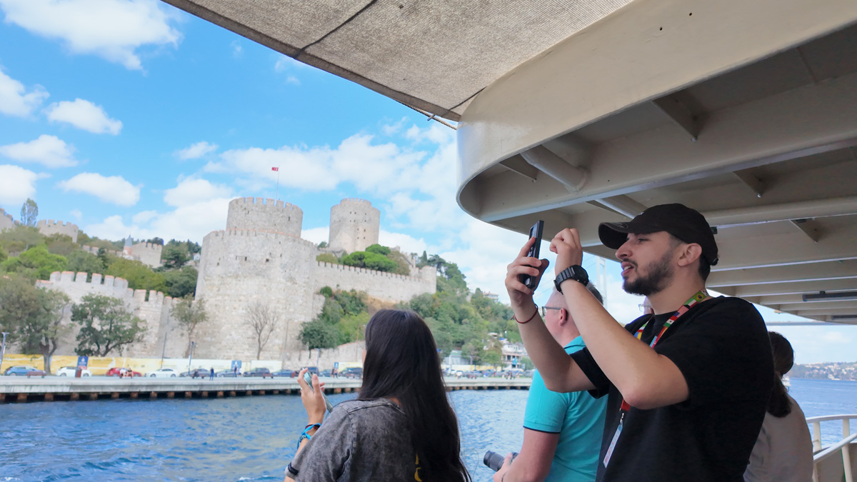 2 Hours Bosphorus Boat Tours - Morning Tour