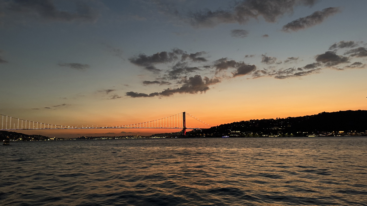 2 Hours Bosphorus Boat Tours - Sunset Tour